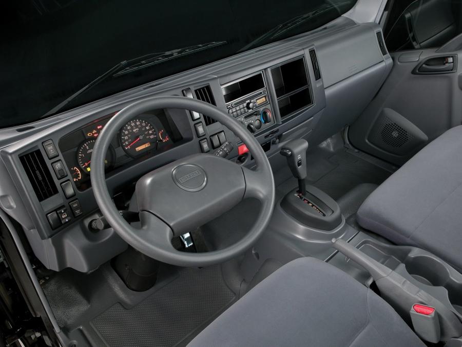 Isuzu NPR 2007 года  (фото 3 из 12)